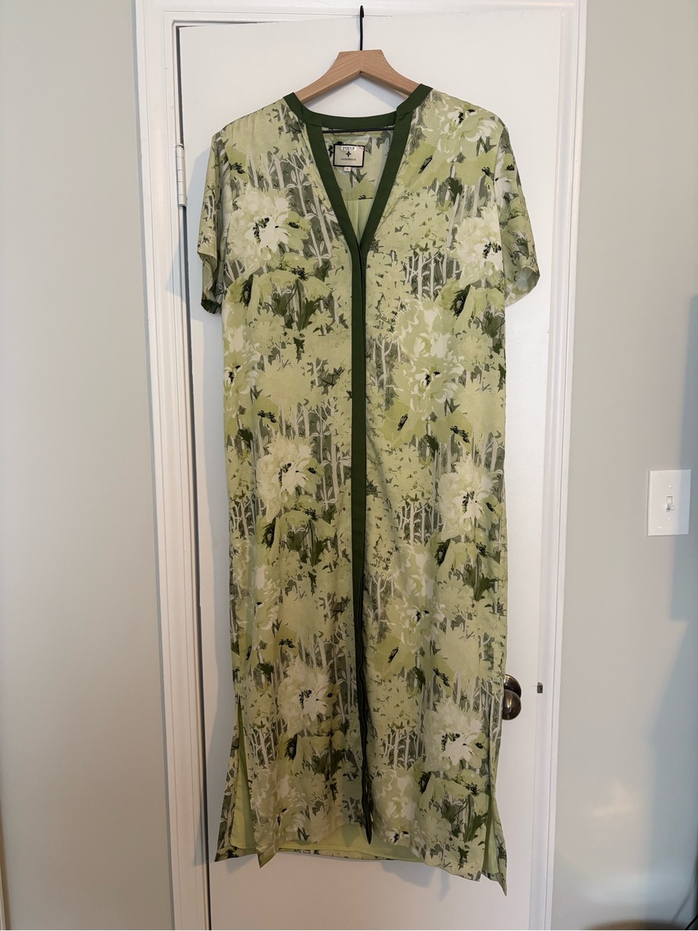 Tuckernuck Shady Grove Camille Floral Green Midi Dress - Picture 4 of 10
